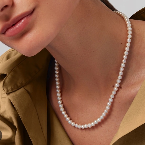 ✨Jenny Bird Pearls✨ - Picture 1 of 7